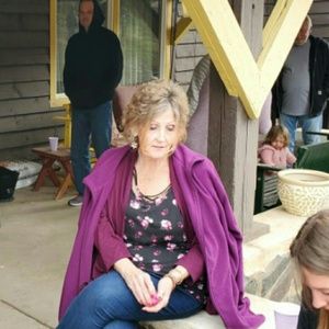 Meet your Posher, Debra